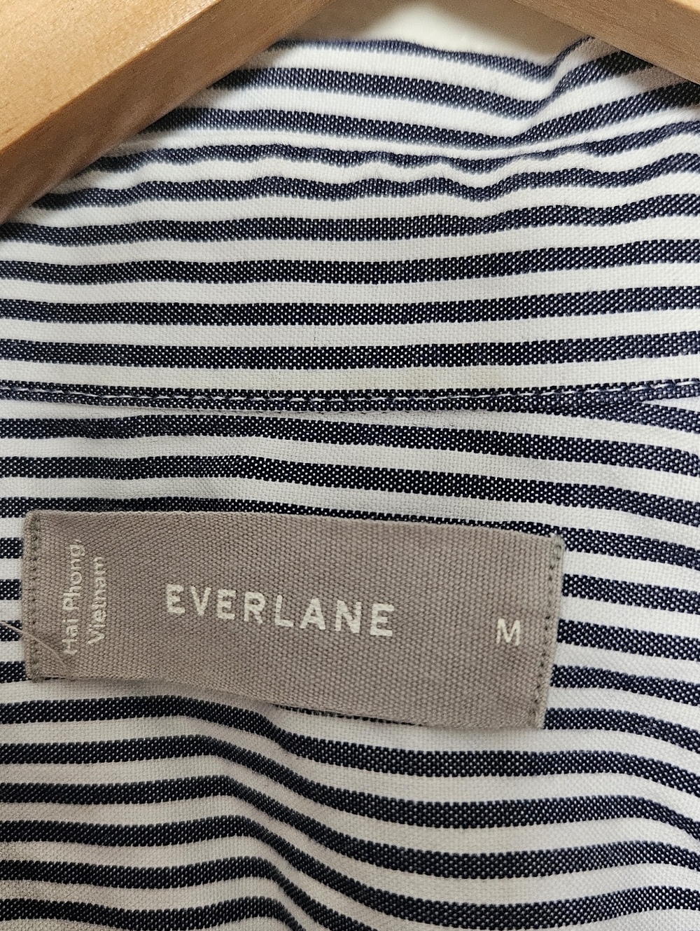EVERLANE Air Oxford Short Sleeve Striped Button Down Shirt Navy Blue White M - Picture 3 of 9